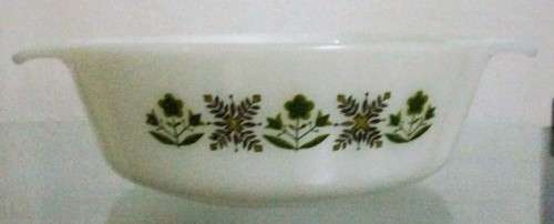 A VINTAGE CASSEROLE DISH 436 ANCHOR HOCKING FIRE KING OVEN PROOF MADE IN THE USA