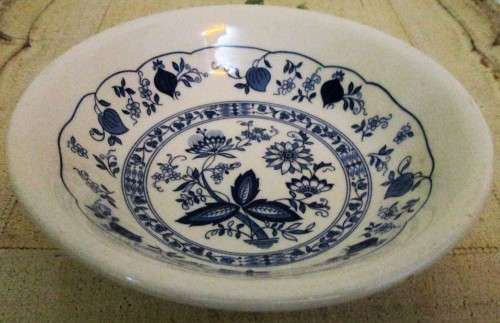 TWO STUNNING STAFFORDSHIRE TABLEWARE ENGLAND BOWLES LOVE THE BLUE DESIGN