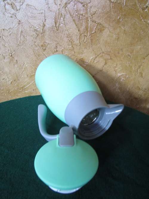 A FANTASTIC PASTEL GREEN FLASK USEABLE ITEM