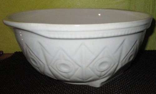 A LOVLEY EASY WHIP NO6 MIXING BOWL