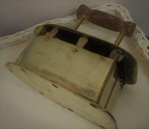 Vintage BRASS Iron Coal Fired Box Sad Iron Wood Handle & Grate