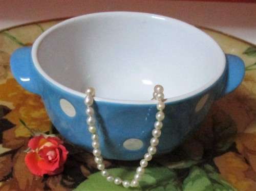 Maxwell & Williams Porcelain Sugar Bowl: Designer Homeware - SPRINKLE