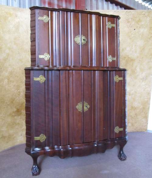 AN INCREDIBLE (LARGER) SOLID IMBUIA FOUR DOOR BALL AND CLAW CORNER LIQOUR CABINET WITH A LIGHT INSID