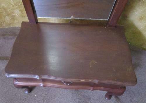 A GORGEOUS QUEEN ANN CHEVAL MIRROR WITH A DRAWER