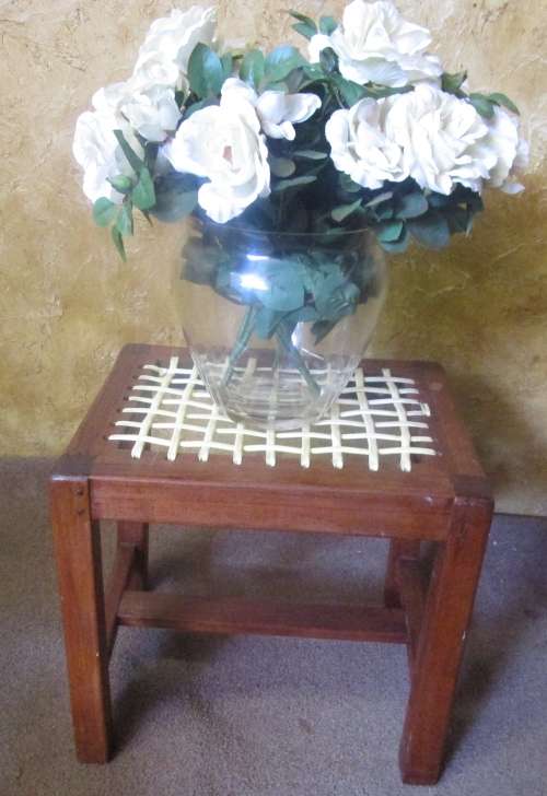 A GORGEOUS ANTIQUE/VINTAGE RIEMPIE STOEL IN GOOD CONDITION