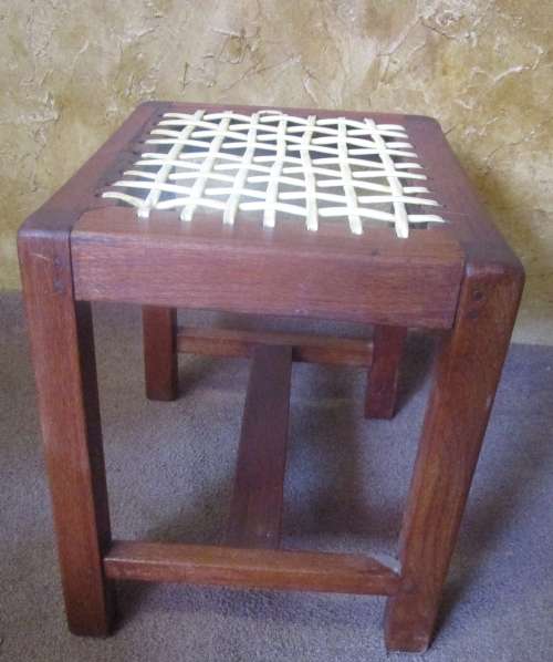 A GORGEOUS ANTIQUE/VINTAGE RIEMPIE STOEL IN GOOD CONDITION