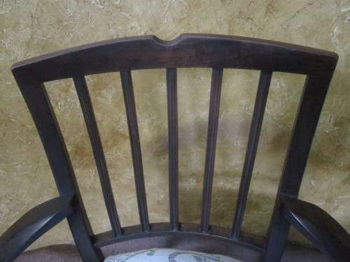 AN EXQUISITE QUEEN ANN CARVER CHAIR WITH NEW UPHOLSTERY