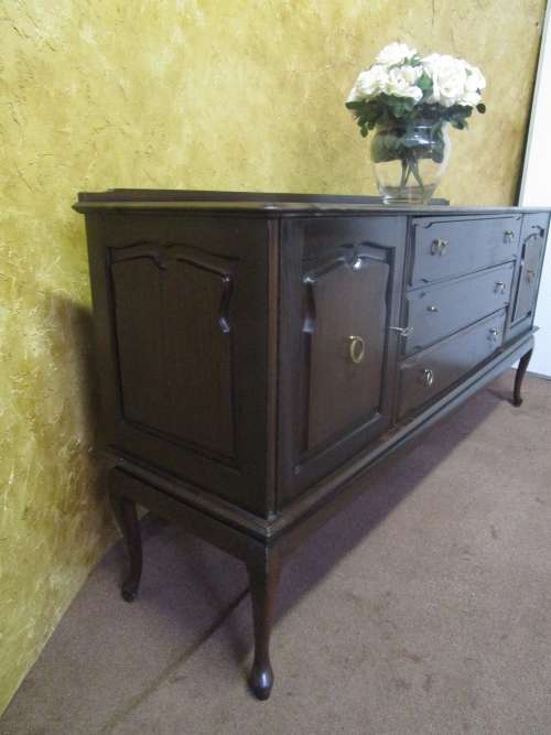 WOW!!! A GORGEOUS SOLID IMBUIA? QUEEN ANNE STYLE SIDE SERVER IN EXCELLENT CONDITION!!!