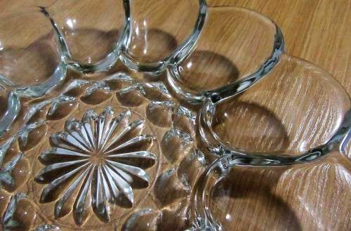 A MARVELOUS Clear Glass Egg Plate & Egg Platter for Deviled Egg stunning glass