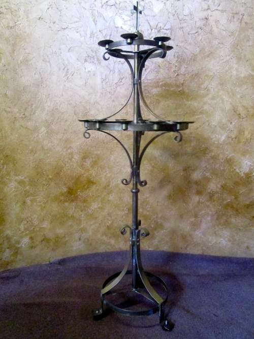 WOW A SOLLID BRASS 18 CANDLE - CANDLE HOLDER SEEMS TO BE SOLLID BRAS 11.8KG ABSOLUTELY MARVELOUS