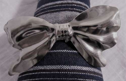 10 Stylish Silver Plated Bow Napkin Holders - Bid per Each