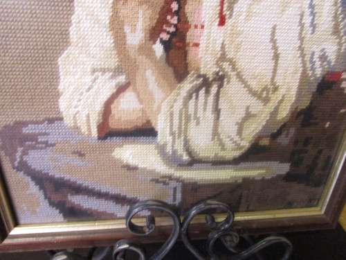 A GORGEOUS VINTAGE TAPESTRY OF A LITTLE GIRL - STUNNING FRAMED VINTAGE WORK