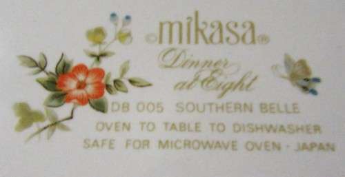 I'm pleased to offer this beautifuL Dio Set. This set was made by Mikasa - Dinner At Eight in their