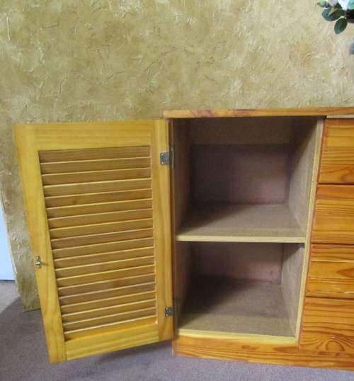 A MARVELOUS PINE SIDE BOARD WITH FOUR DRAWERS AND TWO DRAWERS PERFECT FOR STUDY