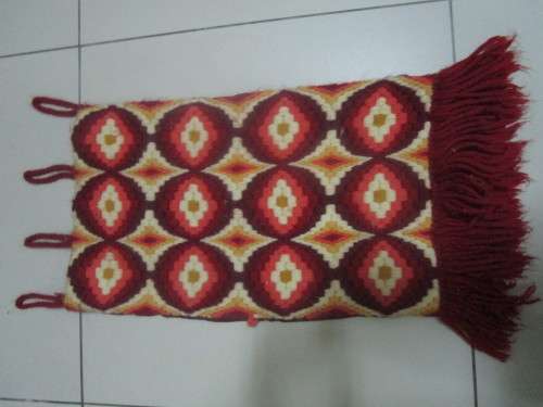 A lovely Vintage Crochet Wall hanging 66cm x 34cm