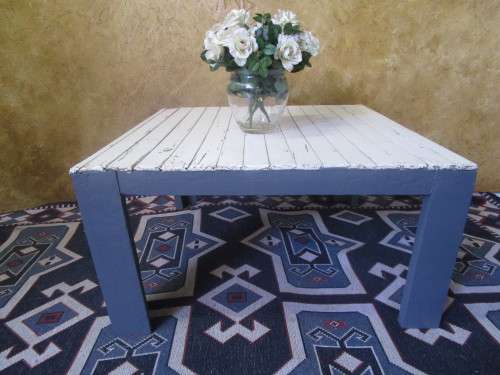 A FANTASTIC RUSTIC & SHABBY CHIC COFFEE TABLE - WITH A SLATED TOP STUNNING TABLE