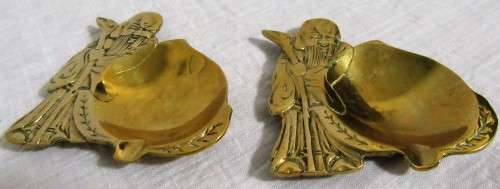 TWO AMAZING ORIENTAL DESIGNED SOLLID BRASS ASHTRAYS - STUNNING COLLECTABLE ITEMS BID PER EACH