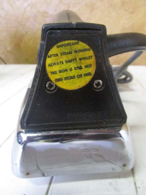 Vintage Hoover Electric Steam or Dry Iron working condittion