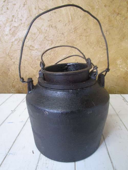 THREE ANTIQUE MELTING POTS LOVLEY COLLECTABLE ITEM - BID PER EACH