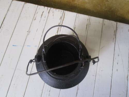 THREE ANTIQUE MELTING POTS LOVLEY COLLECTABLE ITEM - BID PER EACH