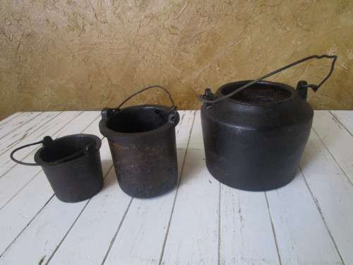THREE ANTIQUE MELTING POTS LOVLEY COLLECTABLE ITEM - BID PER EACH