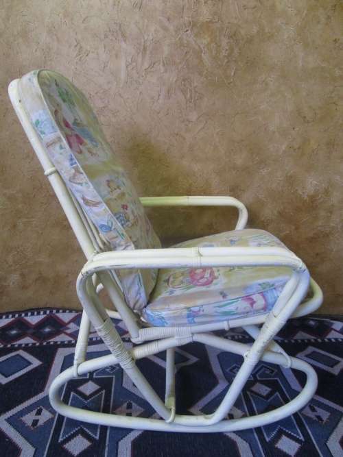 A BEAUTIFUL ROCKING CHAIR PERFECT FOR A BABY ROOM OR THAT SPECIAL SUN CORNER