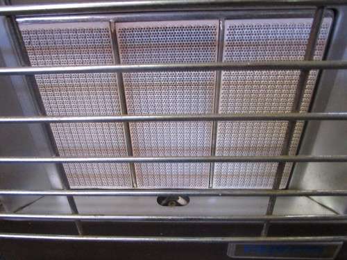 WINTER AROUND THE CORNER - DO YOU NEED A GASS HEATER. VINTAGE ALVIMA - TESTED AND WORKING