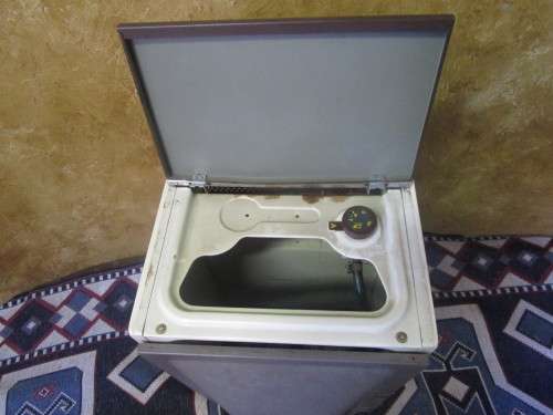 WINTER AROUND THE CORNER - DO YOU NEED A GASS HEATER. VINTAGE ALVIMA - TESTED AND WORKING