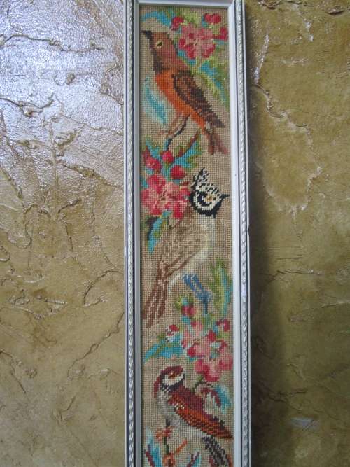 MOST BEAUTIFUL BIRD TAPESTRY THAT I EVER SAW STUNNING VINTAGE DECOR