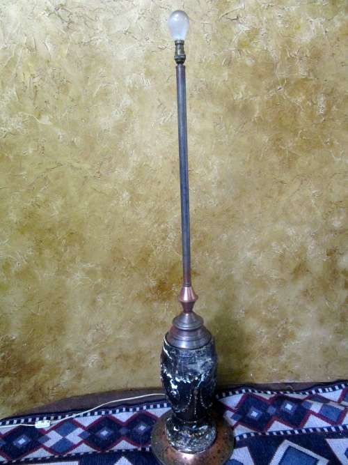 A MAGNIFICENT ORNATE VINTAGE FLOOR LAMP STUNNING PIECE 1.32M HIGH
