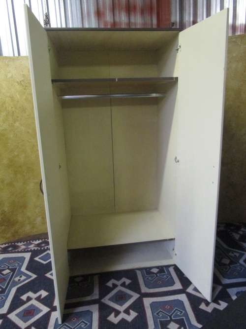 A MARVELOUS TWO DOOR CHALK PAINTED CUPBOARD  PERFECT FOR A SMALLER ROOM - OR CONVERT IT TO LINEN