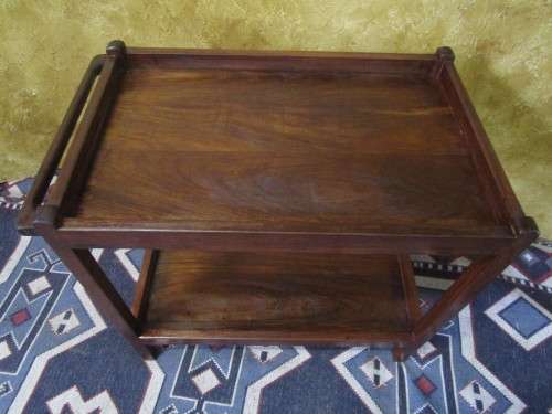 A GORGEOUS VINTAGE/ANTIQUE WOODEN TEA TROLLEY