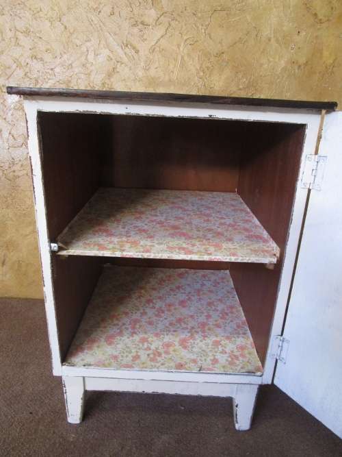 A VERY TRENDY SHABBY CHIC BEDSIDE CABINET WITH ONE DRAWER WORN OVER THE AGES