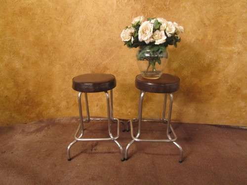 WOW TWO RETRO CHIC VINTAGE STOELS DINER STYLE - BID PER EACH