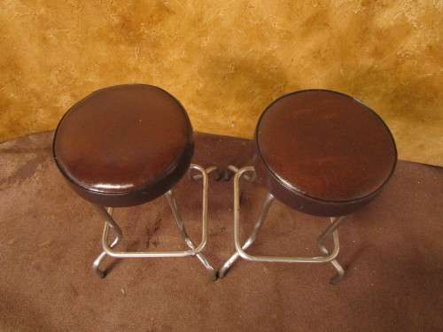 WOW TWO RETRO CHIC VINTAGE STOELS DINER STYLE - BID PER EACH