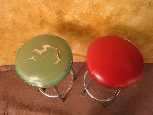 WOW TWO RETRO CHIC VINTAGE STOELS DINER STYLE - BID PER EACH