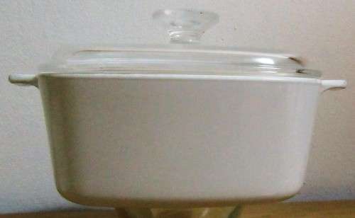 A VERY DESIRABLE & COLLECTABLE CORNING WARE WITH A LID TO ADD TO YOUR COLLECTION