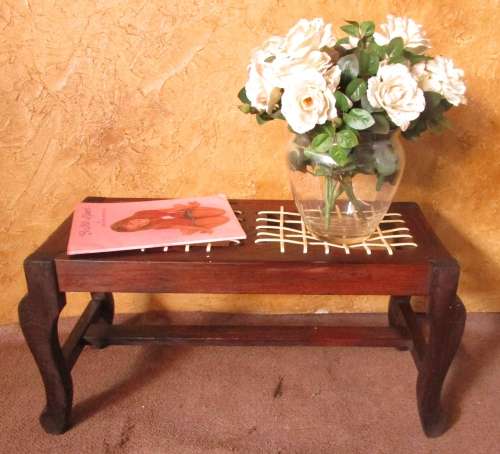 A MAGNIFICENT ANTIQUE TWO SEATER RIEMPIES STOEL - A STUNNING COLLECTABLE PIECE