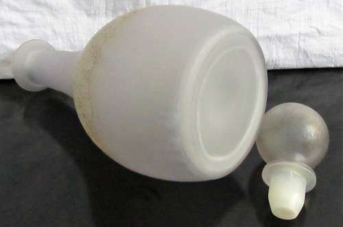 AN AMAZING CRYSTAL DECANTER  BY AZKAROT MADE IN  JHUDA IN ISRAEL - HAND PAINTED -