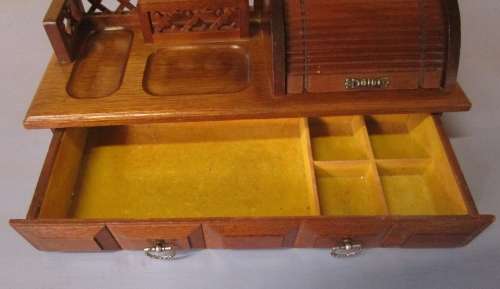 ABSOLUTELY MARVELOUS A LITTLE WOODEN WRITING BUREU PERFECT FOR A DESK OR DRESSING TABLE