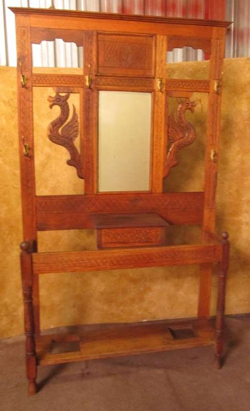 AN EXQUISITE ANTIQUE  HALL STAND & HAT STAND - STUNNING CARVINGS AND BEAUTIFUL DETAIL TO THIS PIECE