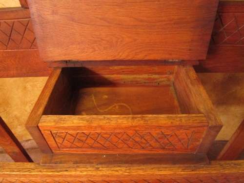 AN EXQUISITE ANTIQUE  HALL STAND & HAT STAND - STUNNING CARVINGS AND BEAUTIFUL DETAIL TO THIS PIECE