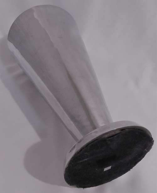 A GORGEOUS TALL SILVER METAL VASE - FABULOUS CENTRE PIECE