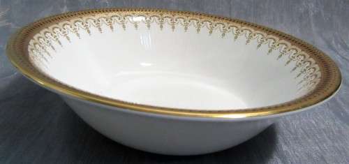 ELEGANT BOWLS 16.5 PARAGON ATHENA BY APPOINTMENT TO HER MAJESTY THE QUEEN.