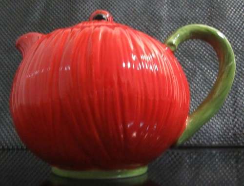 Make tea a real treat with a red Ladybird teapot. This beautiful classic teapot
