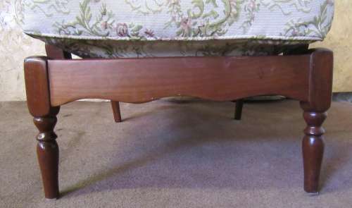 A MARVELOUS VINTAGE IMBUIA OCCASIONAL CHAIR IN EXCELLENT CONDITION