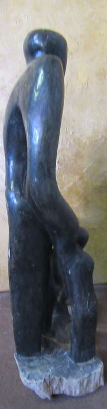 A LOVELY LARGE STONE CARVED FIGURE - HAVE A MODERN FEEL SUNNING HOME AND GARDEN DECOR