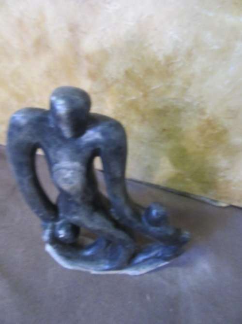 A LOVELY LARGE STONE CARVED FIGURE - HAVE A MODERN FEEL SUNNING HOME AND GARDEN DECOR