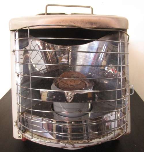 A LOVELY VINTAGE GAS HEATER - NOT TESTED - FANTASTIC VINTAGE DECOR