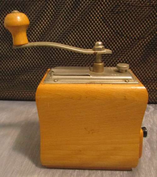 A Rare, VINTAGE ZASSENHAUS COFFEE/MOCHA GRINDER made of lacquered European Beech Hardwood from 1960